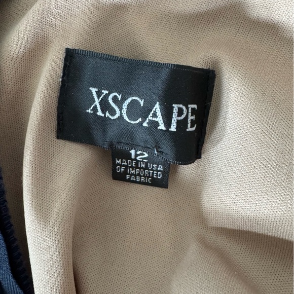 Xscape Designer Navy BodyCon Dress sheer nude accents back zip Cap Sleeves - Picture 4 of 8